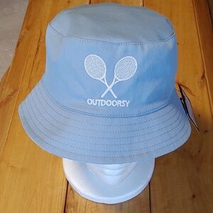 NWT Outdoorsy Embroidered Reversible Bucket Hat Blue/ White